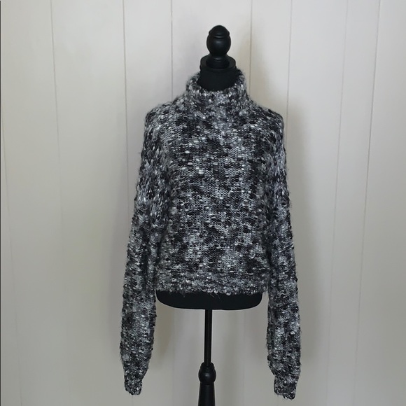 Hollister Sweaters - Hollister turtle neck sweater size medium